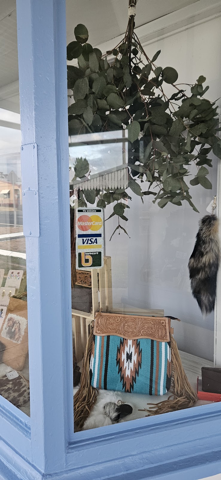 Hide co | 75 Tenterfield St, Deepwater NSW 2371, Australia | Phone: 0434 223 901