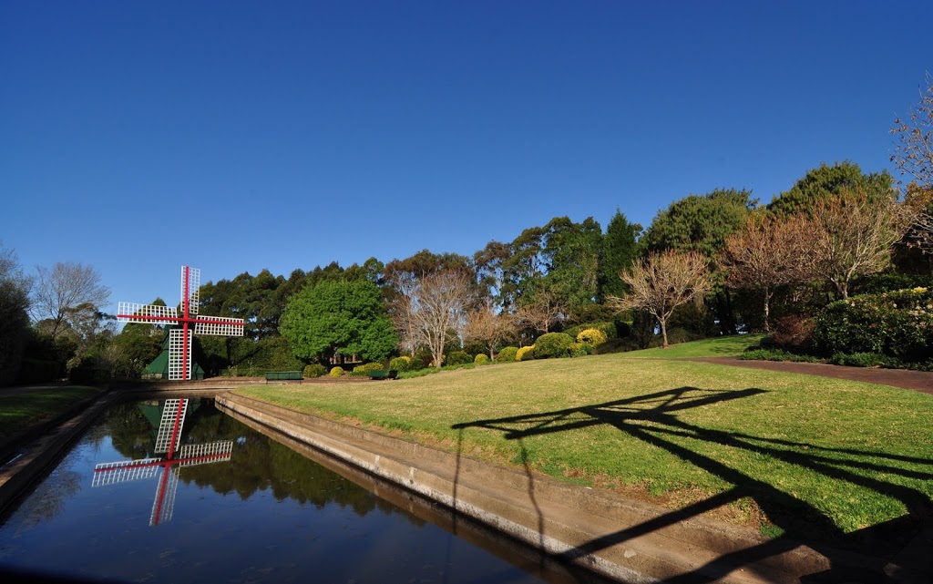 Holland Garden | park | 38-48 Arcadia Rd, Galston NSW 2159, Australia