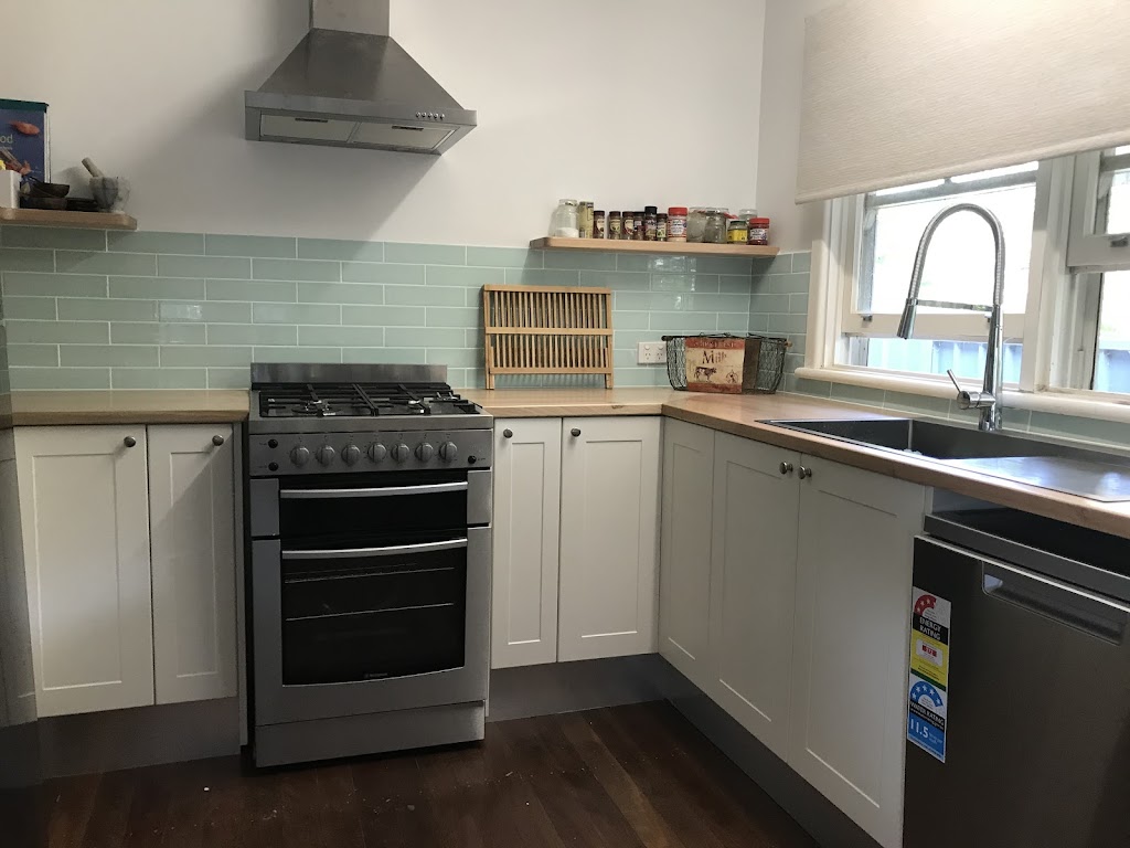 Starfish Cottage Stays | 1 Henderson St, Valla Beach NSW 2448, Australia | Phone: 0409 590 776