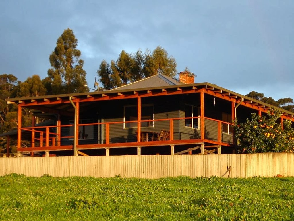 Diamond Tree Farm Stay | lodging | Channybearup Rd, Jardee WA 6258, Australia | 0897761348 OR +61 8 9776 1348