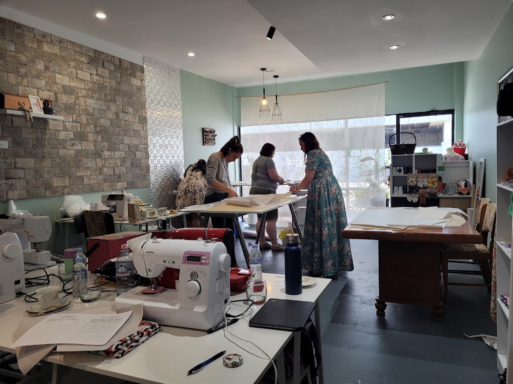 Bon Amour - Sewing with Amber | 112 Queen St, Marburg QLD 4346, Australia | Phone: 0421 505 599