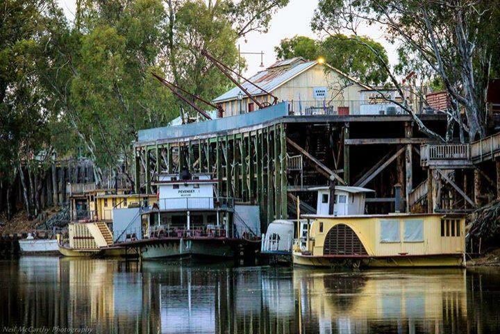 Echuca Moama Holiday Accommodation | campground | 589 High St, Echuca VIC 3564, Australia | 0428300417 OR +61 428 300 417