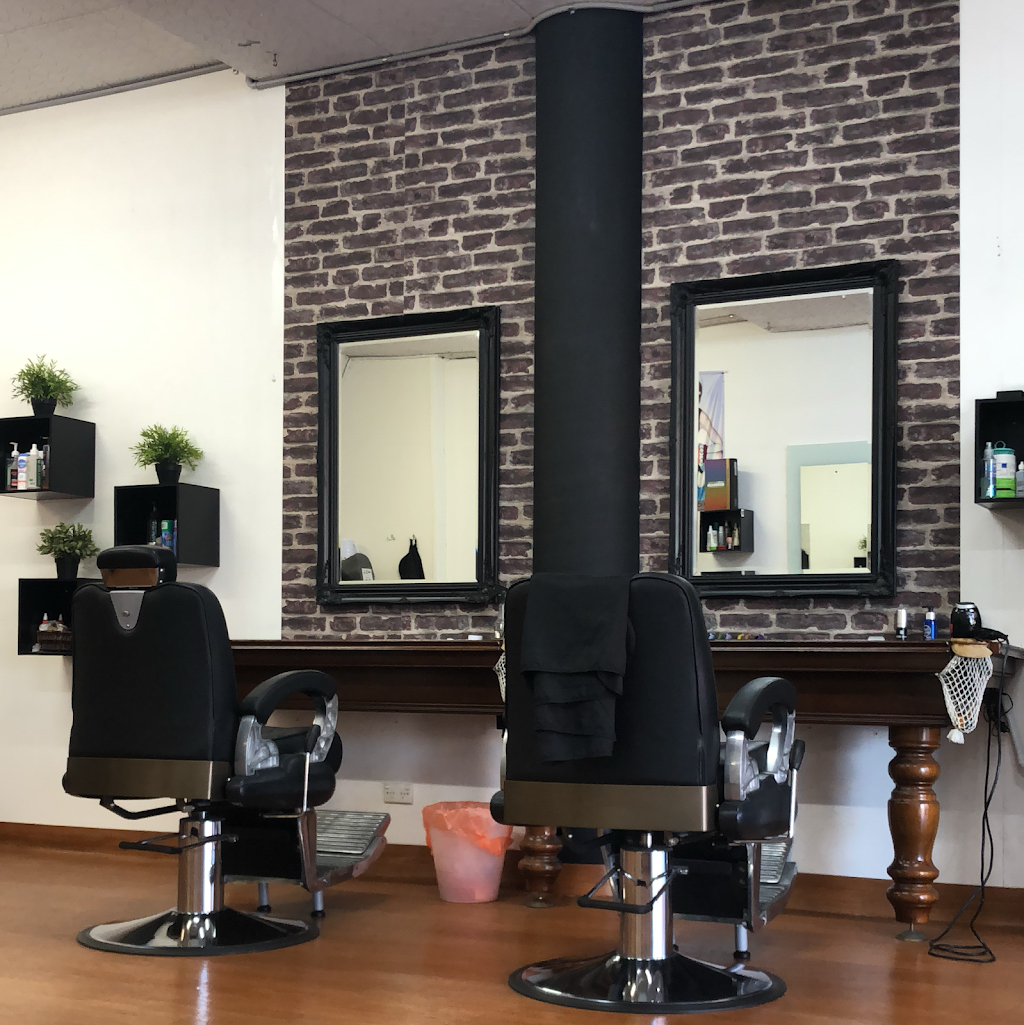 Busy Scissors Barber Shop | hair care | 2/10 W Market St, Richmond NSW 2753, Australia | 0415100313 OR +61 415 100 313