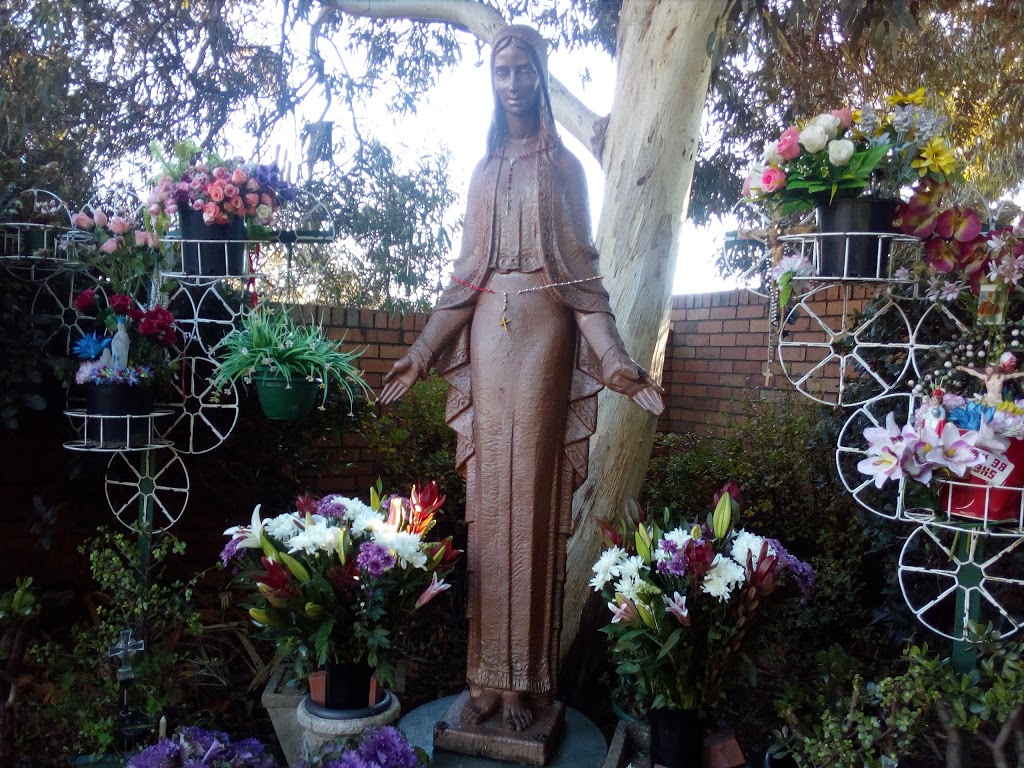 St Marys Catholic Church Dandenong | 160 Foster St, Dandenong VIC 3175, Australia | Phone: (03) 9791 4611