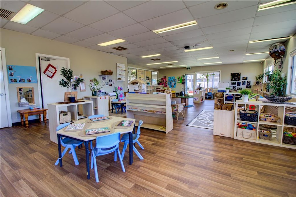 Community Kids Melton Early Education Centre | school | 194/198 Centenary Ave, Melton VIC 3337, Australia | 1800411604 OR +61 1800 411 604