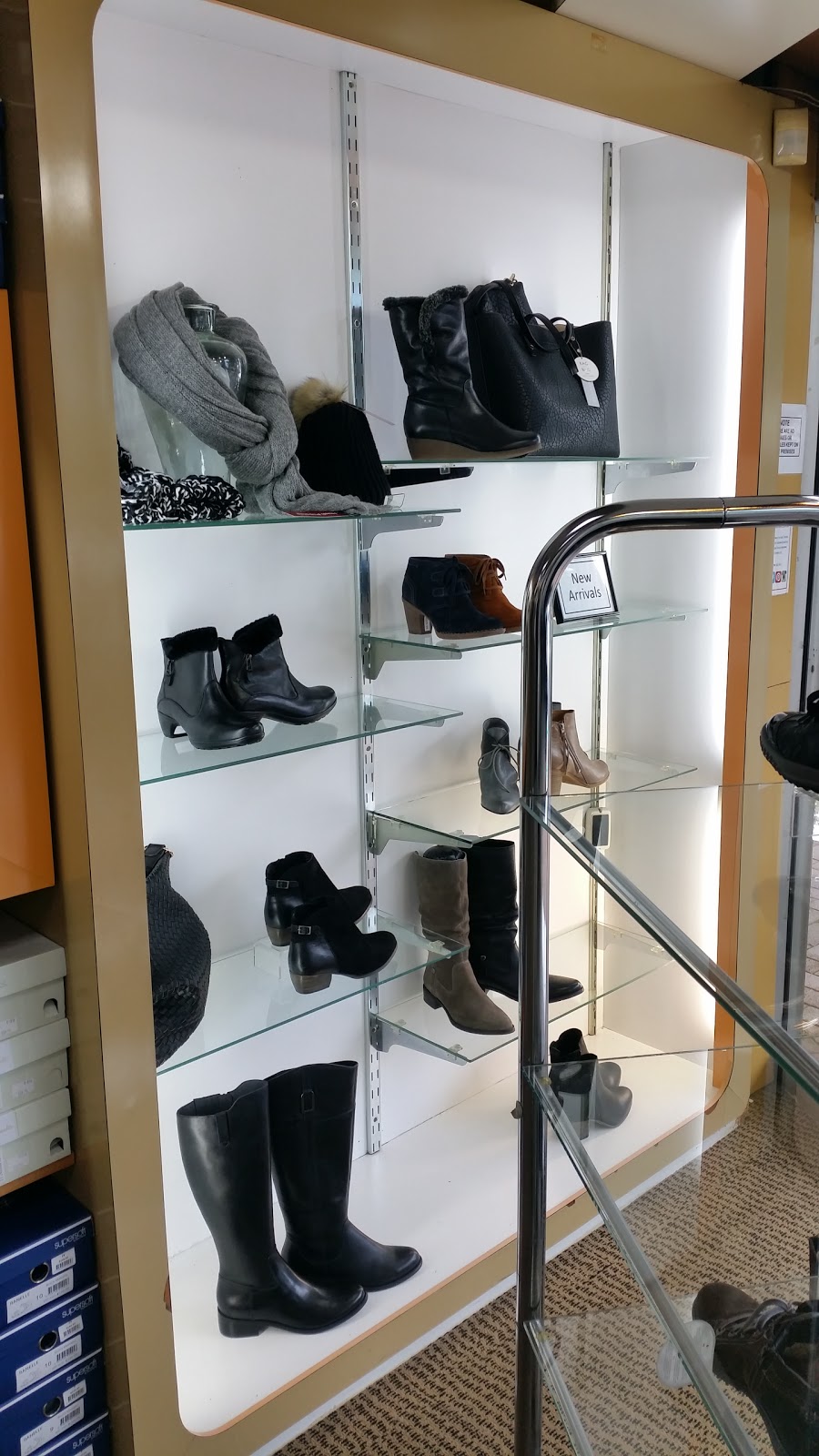 Sparks Shoes | shoe store | 9 Wongala Cres, Beecroft NSW 2119, Australia | 0294841151 OR +61 2 9484 1151