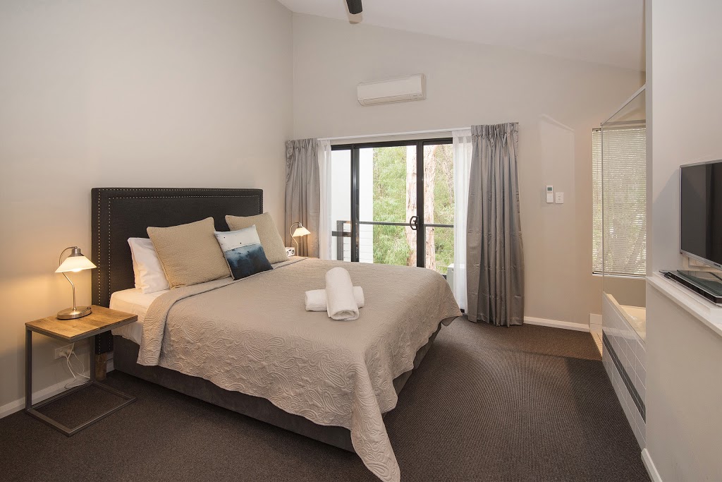 Margarets Forest Holiday Apartments | 96 Bussell Hwy, Margaret River WA 6285, Australia | Phone: (08) 9758 7188