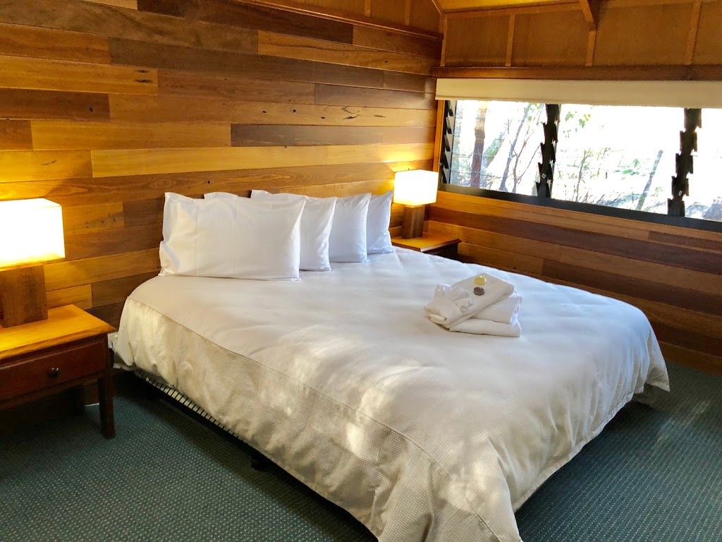 Girraween Environmental Lodge | lodging | Wrens Ln, Wyberba QLD 4382, Australia | 0746845138 OR +61 7 4684 5138