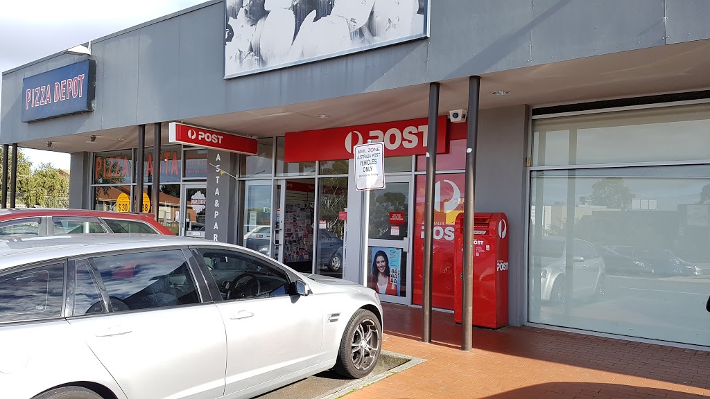 Australia Post | post office | Taylors Lakes Shopping Centre, shop 2/3 Melton Hwy, Taylors Lakes VIC 3038, Australia | 0393908771 OR +61 3 9390 8771