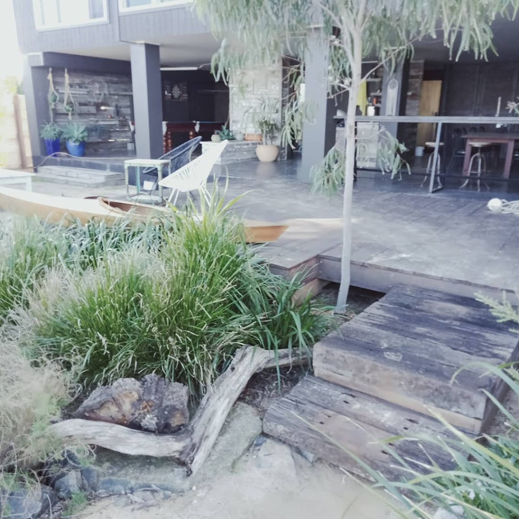 Decking Port Macquarie | 27 Deakin Cl, Port Macquarie NSW 2444, Australia | Phone: 0490 534 731