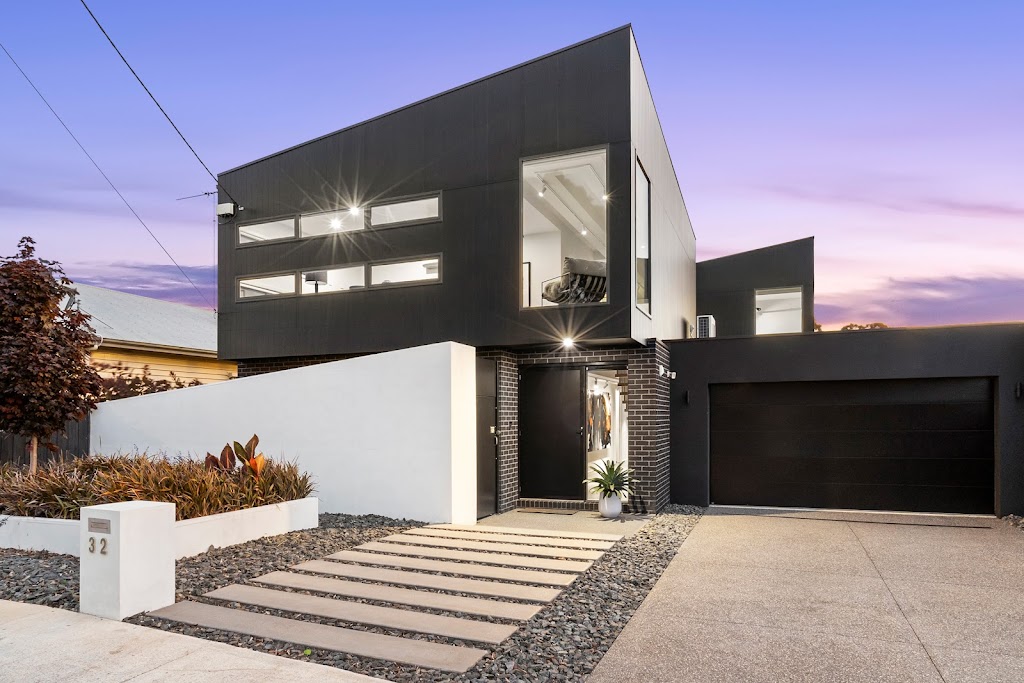 Darren Grayson Home Designer | 17A Glen Ave, East Geelong VIC 3219, Australia | Phone: 0414 818 518