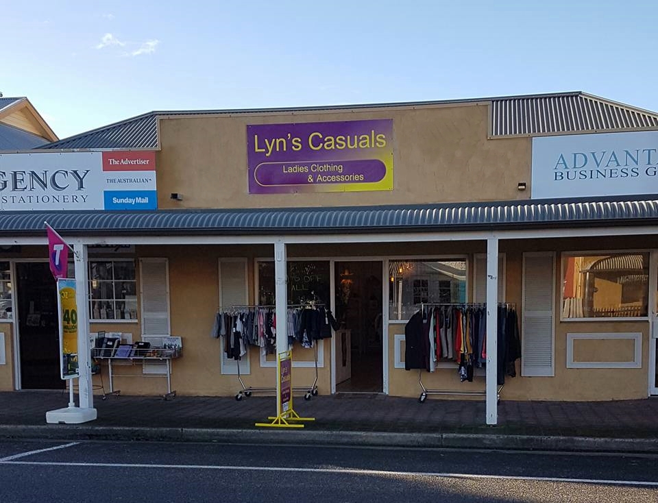 Lyns Casuals | clothing store | shop 2/11 Victoria St, Robe SA 5276, Australia | 0448843822 OR +61 448 843 822