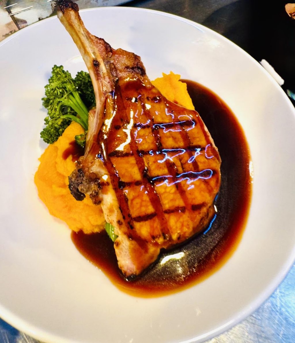 Bribie Island Golf Club Restaurant | 7 Links Court, Woorim QLD 4507, Australia | Phone: (07) 3408 1457