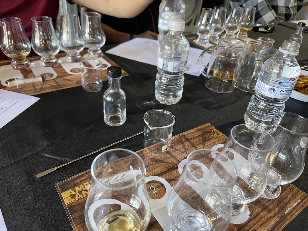Amber Lane Distillery | 438 Yarramalong Rd, Wyong Creek NSW 2259, Australia | Phone: 0407 543 212