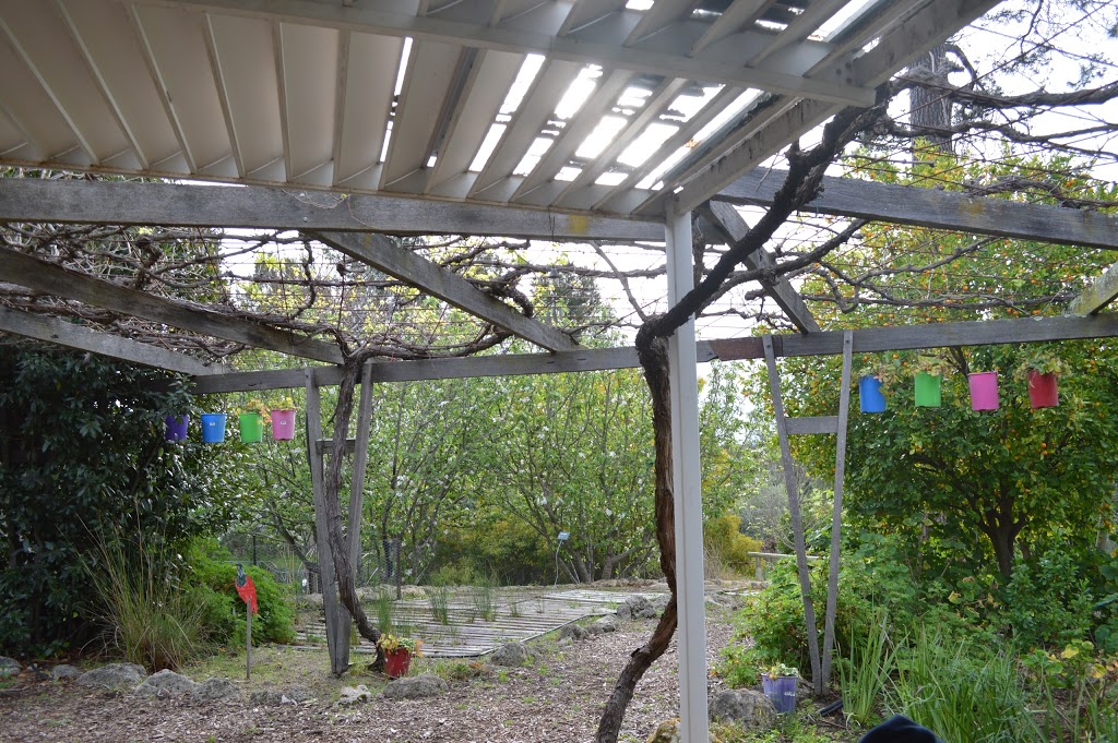 Murdoch Community Garden | park | Environmental Technology Centre, Campus Dr, Murdoch WA 6150, Australia | 0893606123 OR +61 8 9360 6123