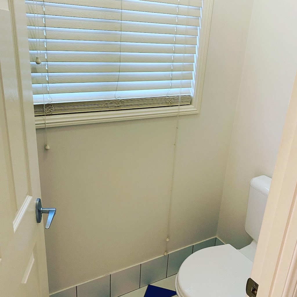 Crystal Clear Bathrooms | Linden Ct, Morayfield QLD 4506, Australia | Phone: 0421 451 825