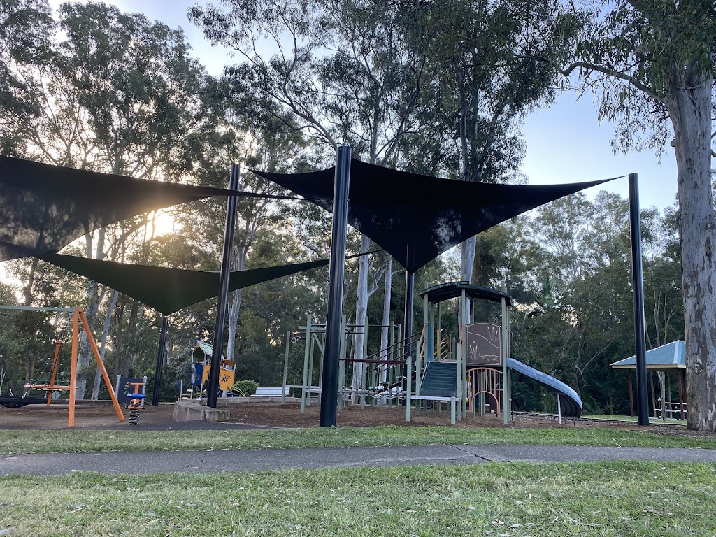 Eromanga Street Park | 27/21 Eromanga St, Carindale QLD 4152, Australia | Phone: 34038888