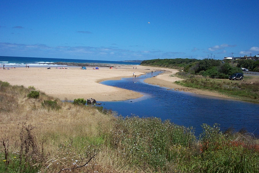 SKENES CREEK BEACHFRONT PARK | rv park | 2 Great Ocean Rd, Skenes Creek VIC 3233, Australia | 0352376132 OR +61 3 5237 6132