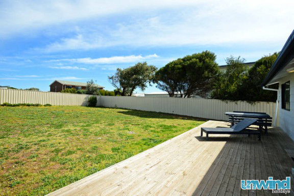 Unwind @ Pet-Friendly in Goolwa | lodging | 45 Underwood Ave, Goolwa Beach SA 5214, Australia | 0411141329 OR +61 411 141 329