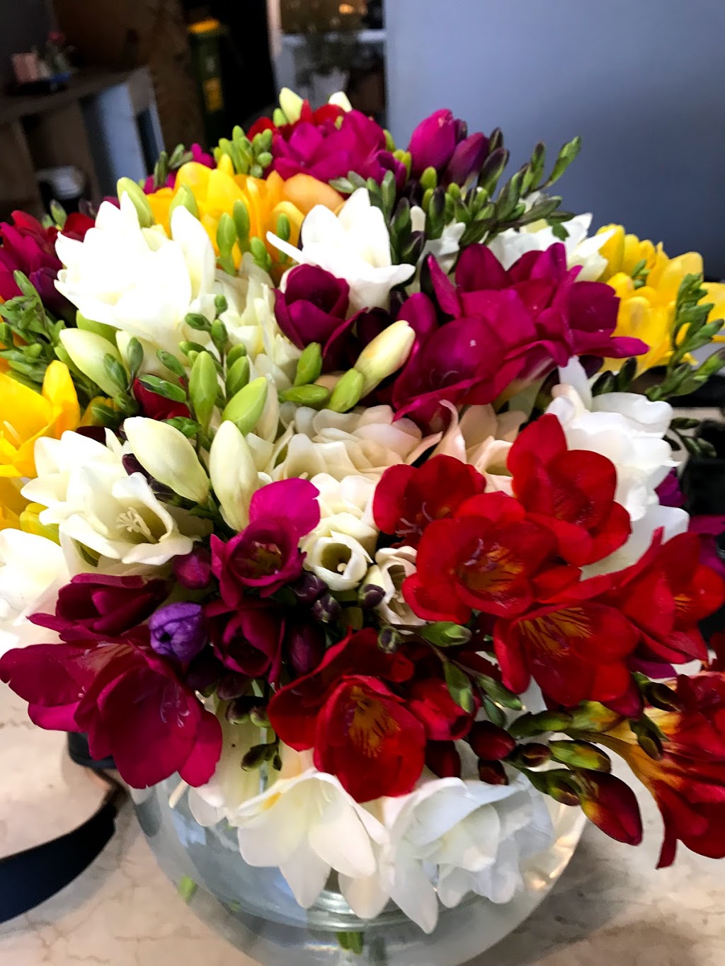 Bondi Flower Shop | florist | 5/177-179 Glenayr Ave, Bondi NSW 2026, Australia | 0293653500 OR +61 2 9365 3500