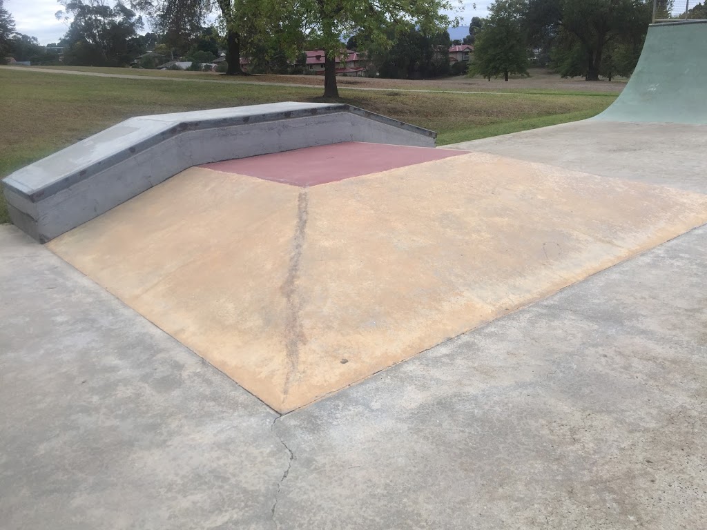 Yarra Glen Skate Park | 14 Anzac Ave, Yarra Glen VIC 3775, Australia | Phone: 1300 368 333