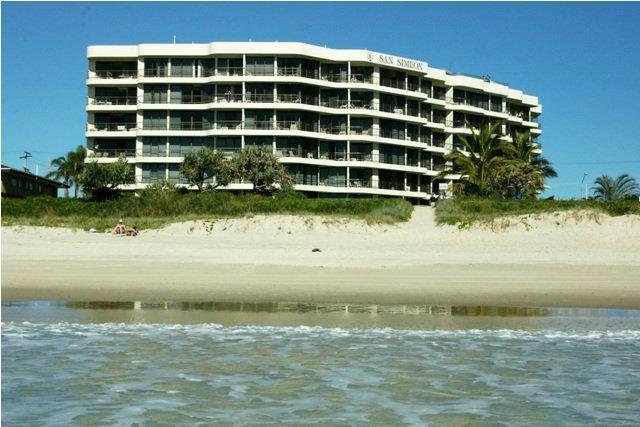 San Simeon Beachfront Apartments | lodging | 387 Golden Four Dr, Tugun QLD 4224, Australia | 0755345077 OR +61 7 5534 5077
