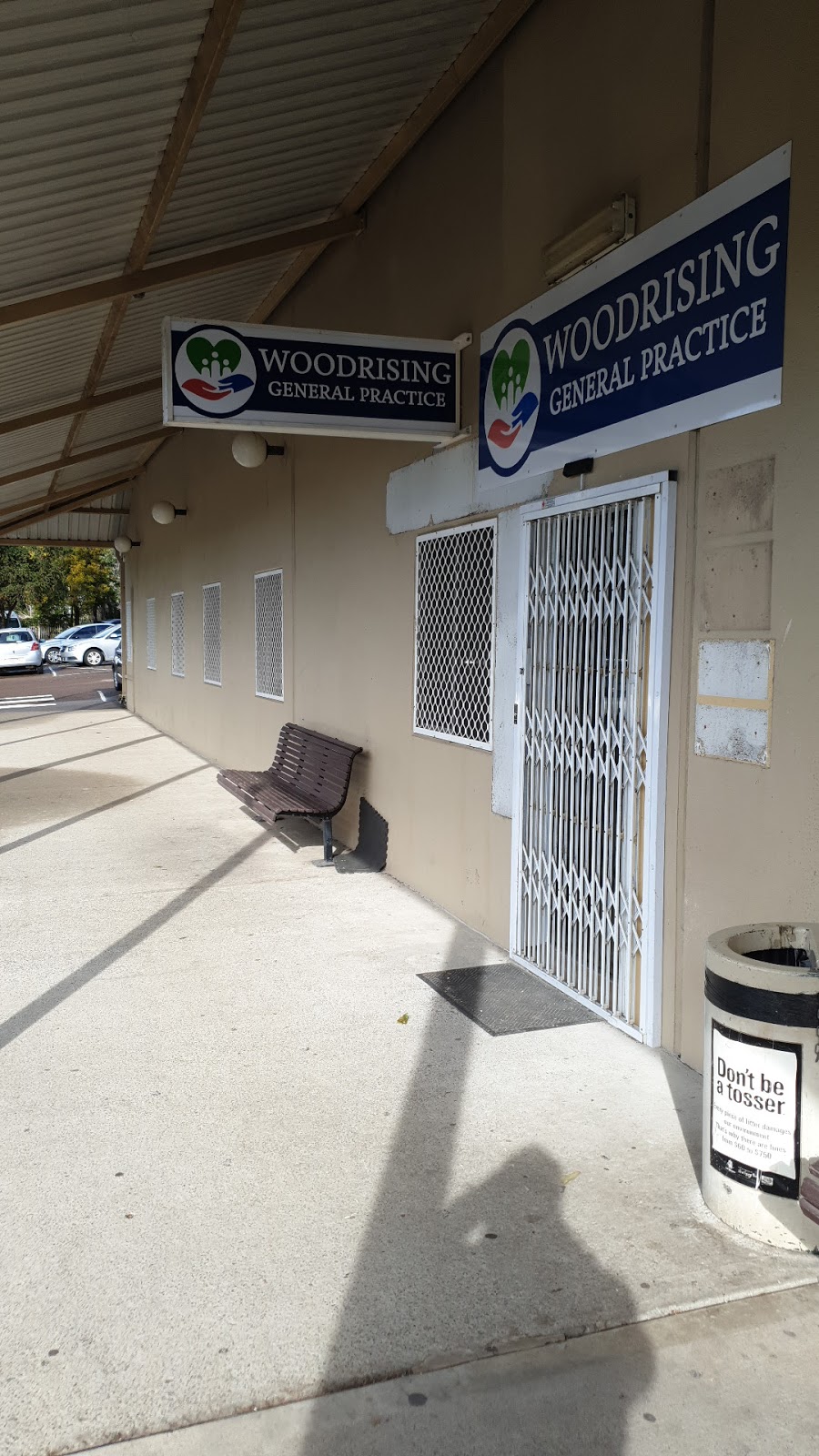 Shopping Center Woodrising | Woodrising NSW 2284, Australia