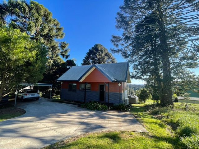 The Bower | 3358 Bunya Mountains Rd, Bunya Mountains QLD 4405, Australia | Phone: (07) 4668 3126
