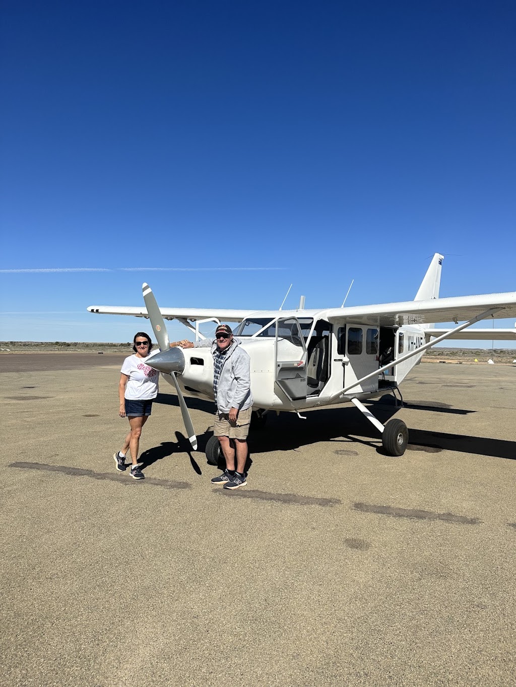 Marree Lake Eyre Flights | Oodnadatta Track, Marree SA 5733, Australia | Phone: (08) 8675 8352