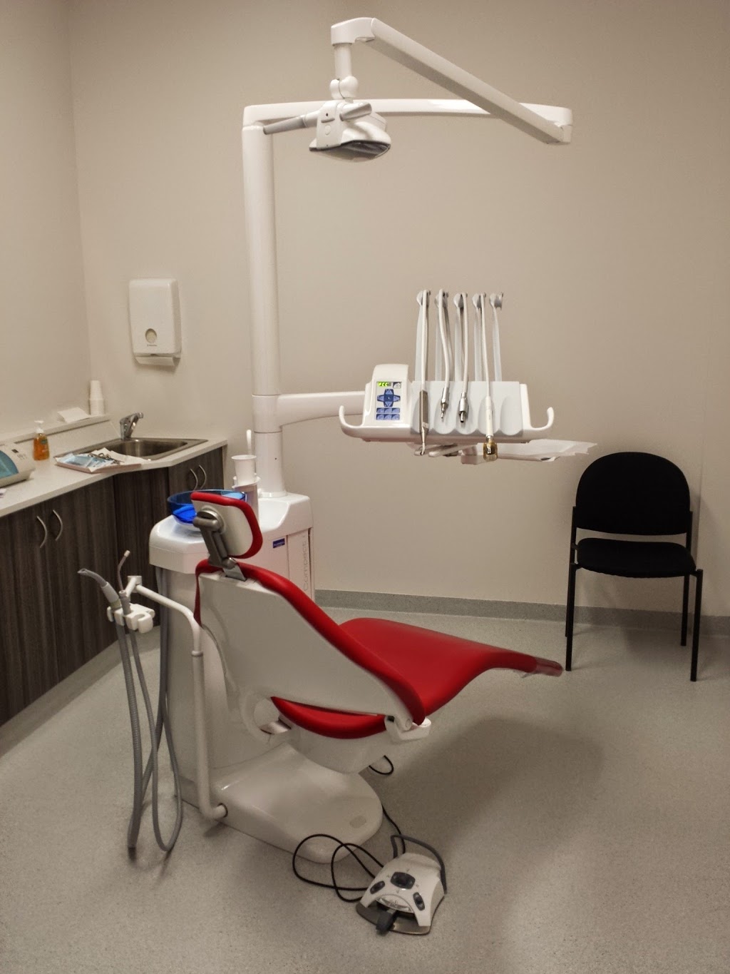 Ashburton Dental Centre | 9/62 Ashburton Dr, Gosnells WA 6110, Australia | Phone: (08) 9490 8777