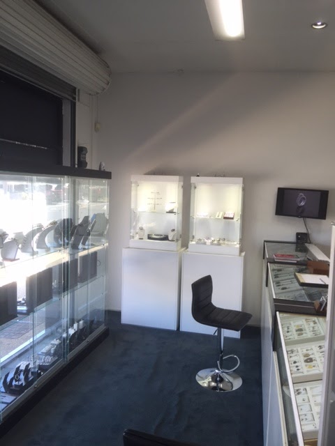 Chirn Park Jewellers | jewelry store | 4/36 Musgrave Ave, Labrador QLD 4215, Australia | 0755271652 OR +61 7 5527 1652