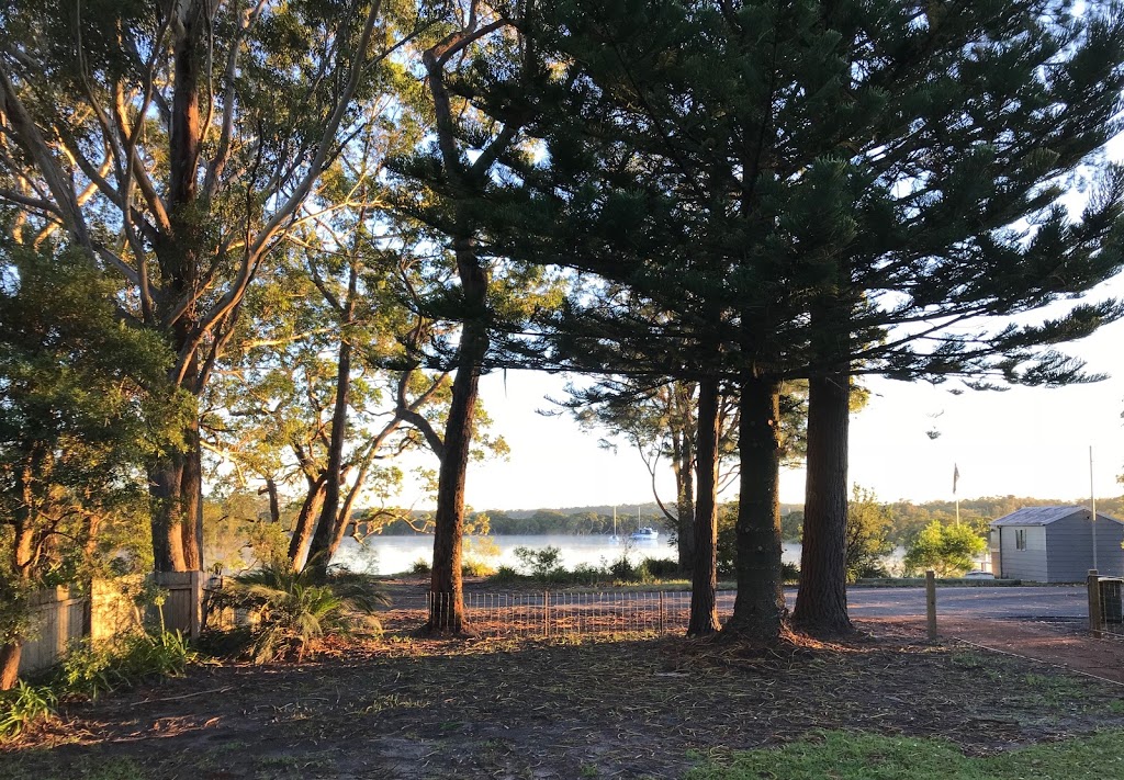 Caseys Retreat | 20 Coulon St, Woollamia NSW 2540, Australia | Phone: 0418 629 334