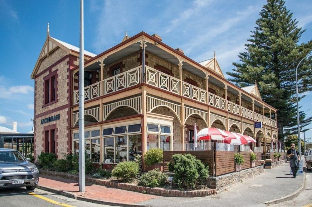 The Anchorage Hotel | cafe | 21 Flinders Parade, Victor Harbor SA 5211, Australia | 0885525970 OR +61 8 8552 5970