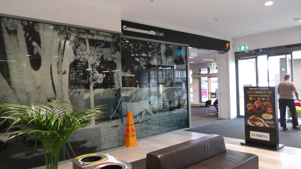 Commonwealth Bank Rowville Branch | Stud Park Shopping Centre, Stud Rd &, Fulham Rd, Rowville VIC 3178, Australia | Phone: 13 22 21