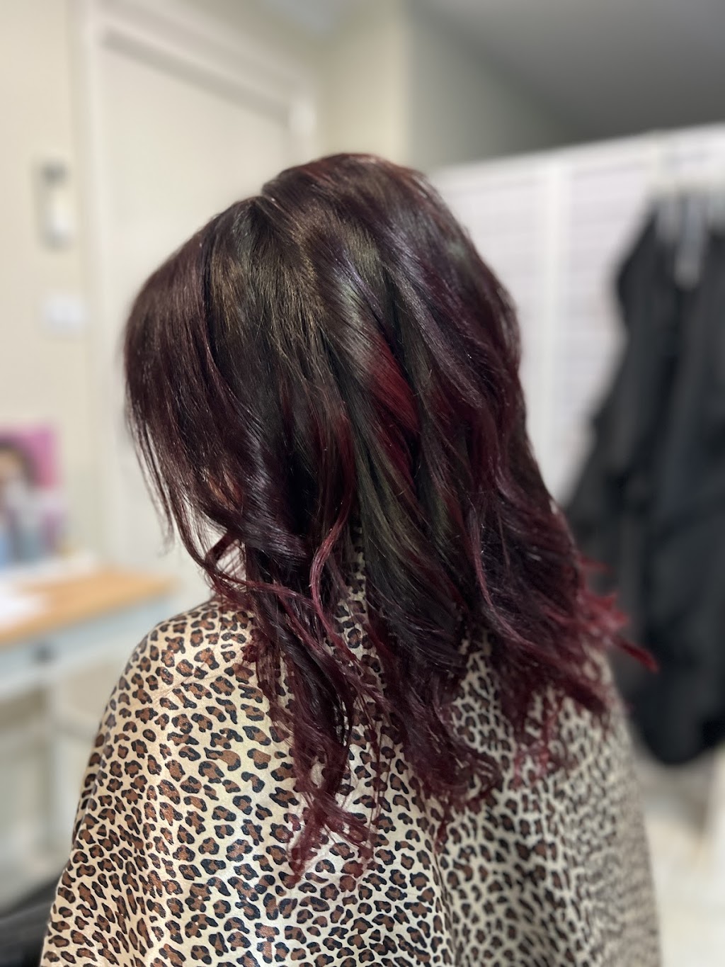 Stay Wild Hair & Beauty | 18 Rutherglen Ave, Hobartville NSW 2753, Australia | Phone: (02) 4572 8536