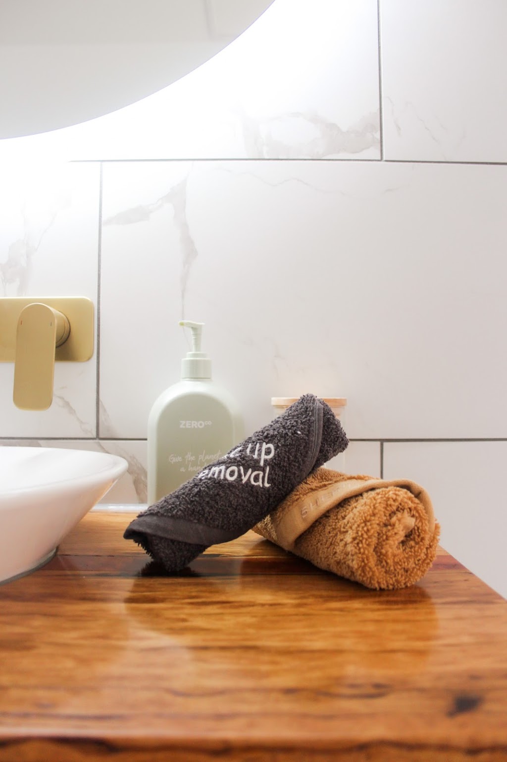 Buchan Stays - Cambria Cottage | 95 Main Rd, Buchan VIC 3885, Australia | Phone: 0418 400 511