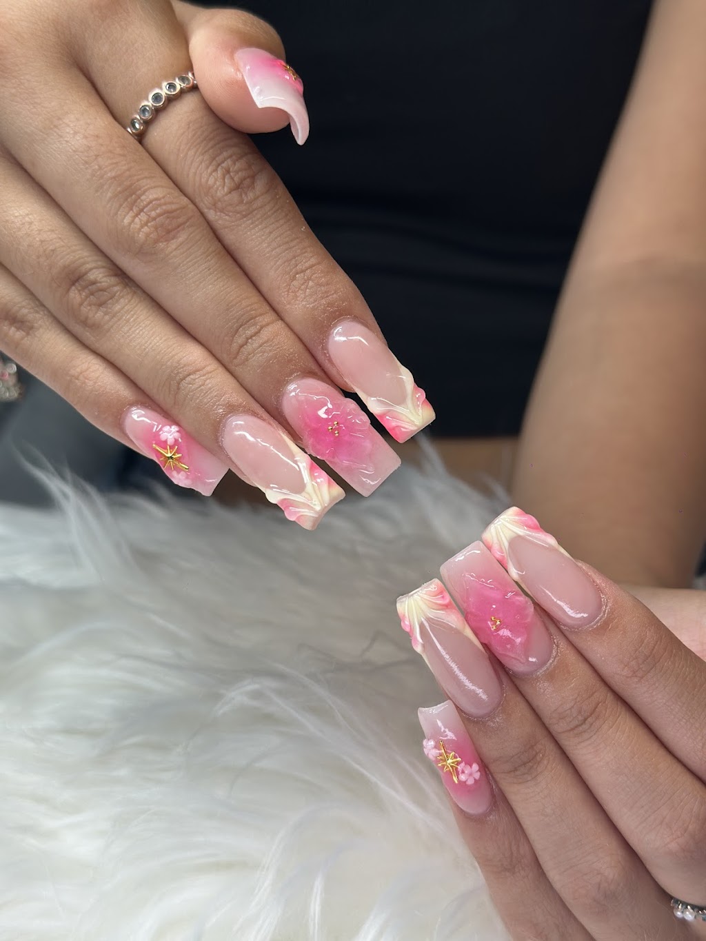 Nails Lash by Rosie( HOME STUDIO) | Kubor St, Glenfield NSW 2167, Australia | Phone: 0432 694 986