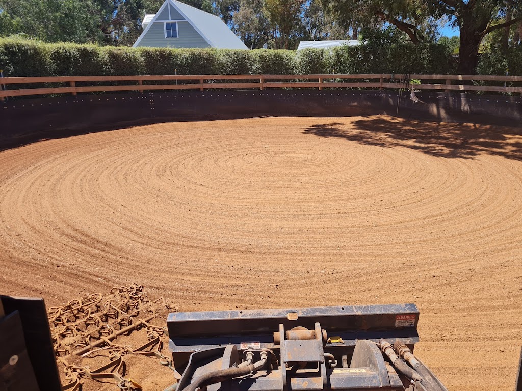 Acreage Lawns and Maintenance | 394 Yankee Flat Rd, Navigators VIC 3352, Australia | Phone: 0436 006 772