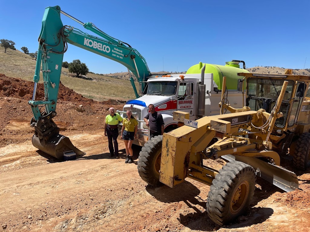 Holbrook Earthmoving | general contractor | 13 Spring St, Holbrook NSW 2644, Australia | 0417761950 OR +61 417 761 950
