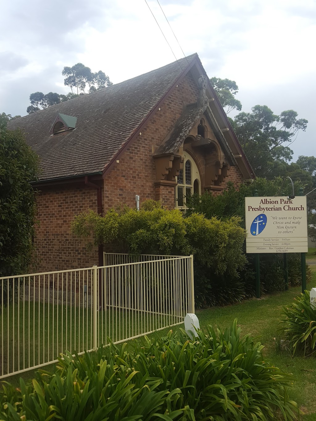 Albion Park Presbyterian Church | church | 250 Tongarra Rd, Albion Park NSW 2527, Australia | 0242566689 OR +61 2 4256 6689