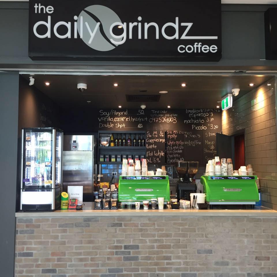 The Daily Grindz Medilink | cafe | 100 Angus Smith Dr, Douglas, Townsville QLD 4814, Australia | 0475268103 OR +61 475 268 103
