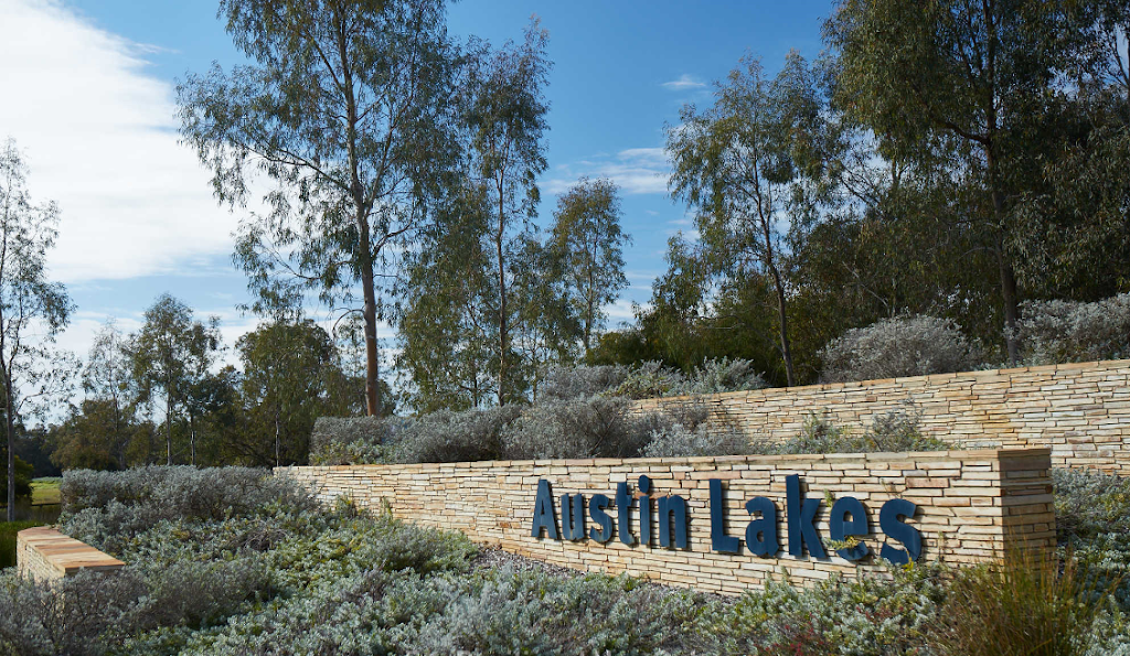 Austin Lakes Estate by Satterley | real estate agency | Schoales Bend & Keegan Corner, South Yunderup WA 6208, Australia | 0458444104 OR +61 458 444 104