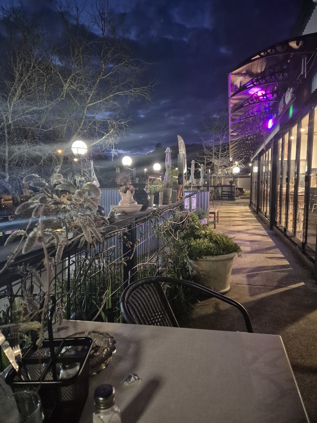 Pixies at the Billabong Eildon | 19 Main St, Eildon VIC 3713, Australia | Phone: 0436 969 285