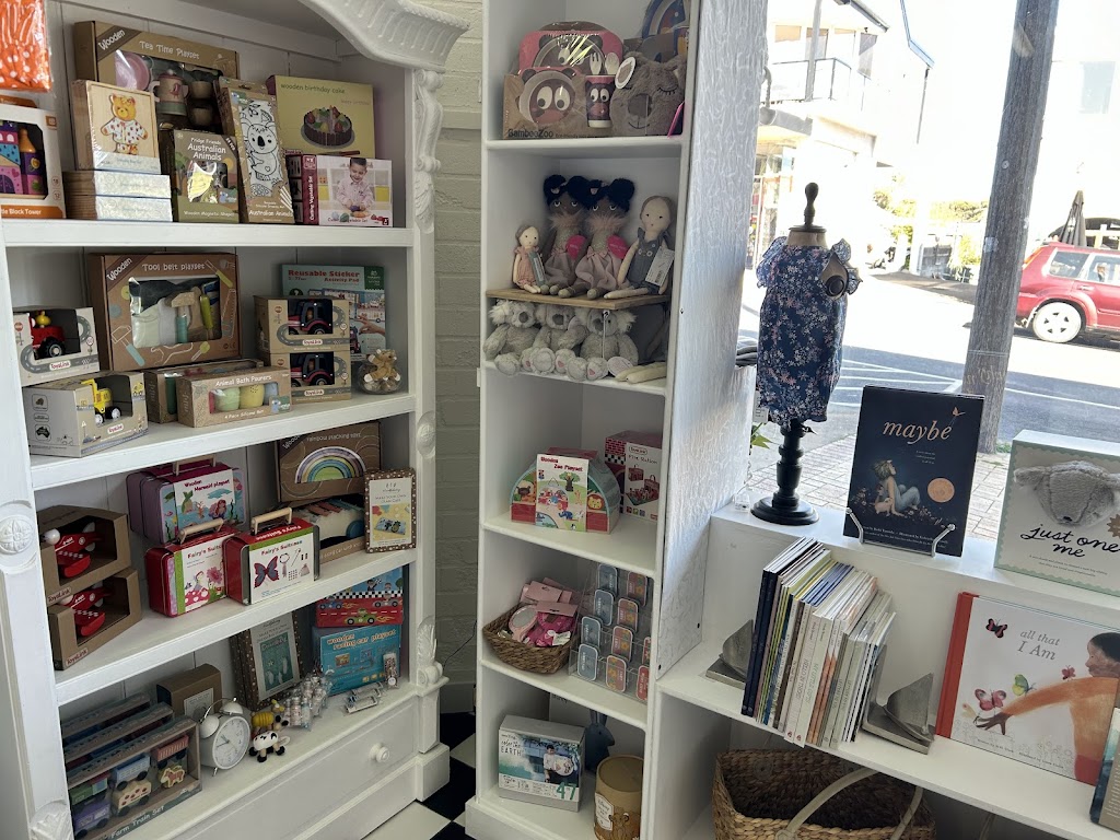 P and Me Flowers and Gifts | Shop 4/28 Lamont St, Bermagui NSW 2546, Australia | Phone: 0491 774 804