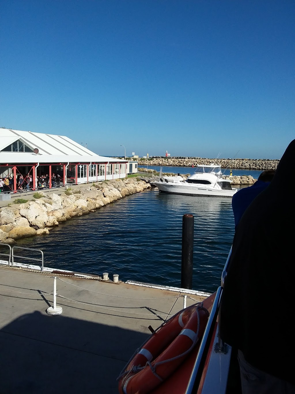 Wilson Parking - Rottnest Express | parking | Rottnest Express North, 1 Emma Place, Fremantle WA 6159, Australia | 1300726702 OR +61 1300 726 702