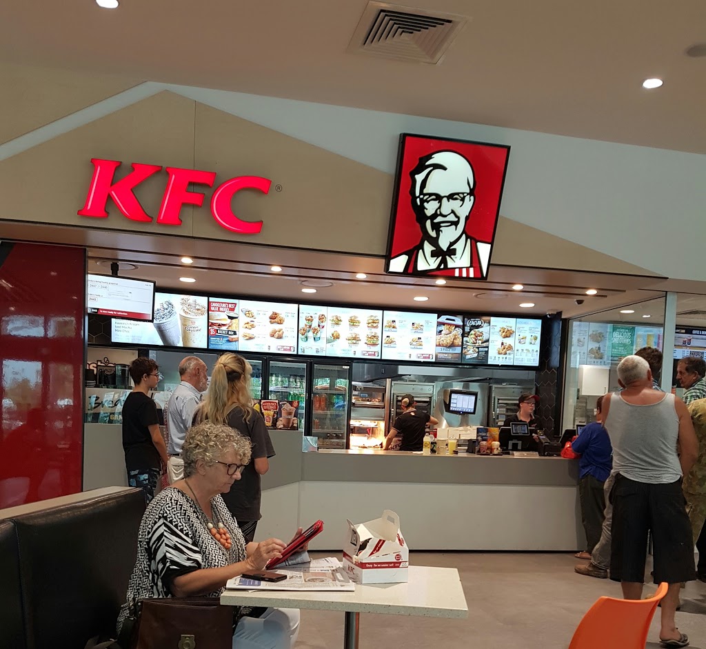 KFC BP Caboolture North | 168 Coach Rd W, Caboolture QLD 4510, Australia | Phone: (07) 5433 0057