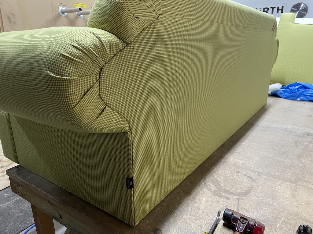 CJOR upholstery | Unit 8/40-42 Kalaroo Rd, Redhead NSW 2290, Australia | Phone: 0448 788 859