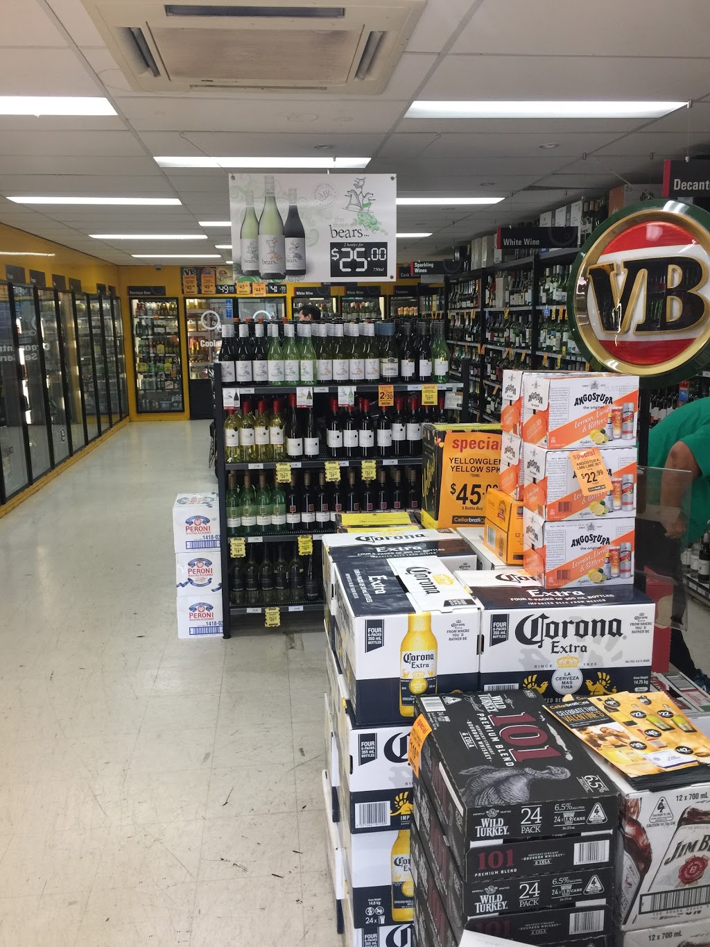 Cellarbrations | store | 4/249 Stud Rd, Wantirna South VIC 3152, Australia | 0398000107 OR +61 3 9800 0107