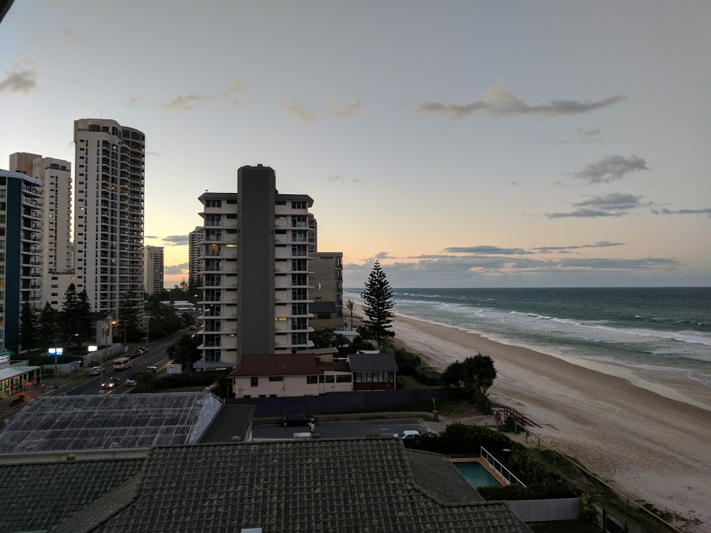 Beachside Tower | 3545 Main Beach Parade, Main Beach QLD 4217, Australia | Phone: (07) 5591 7033