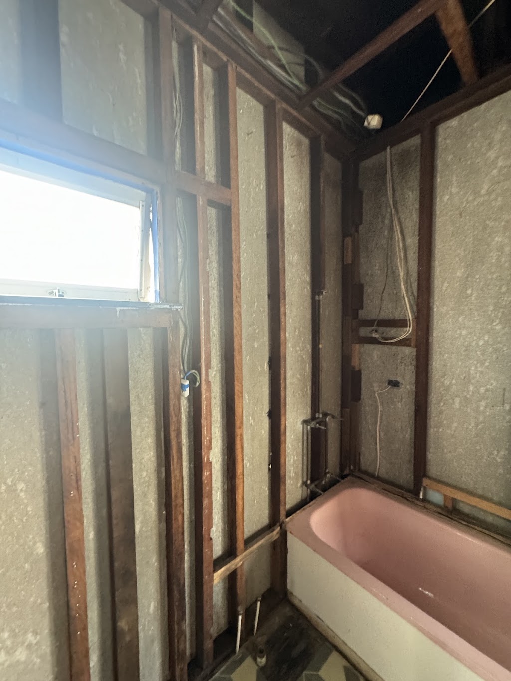 RedJak Specialist Contractors | 9/23 Gardens Dr, Willawong QLD 4110, Australia | Phone: (07) 3275 1372